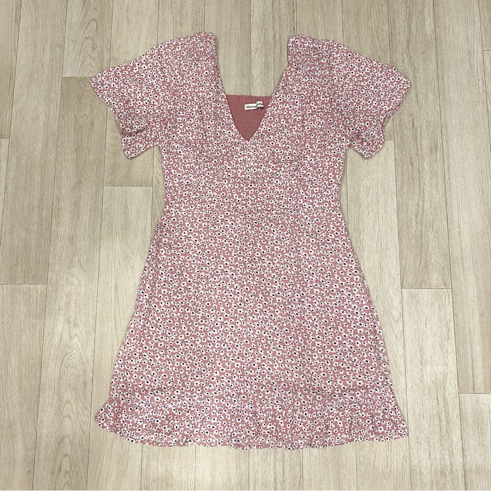 Abercrombie & Fitch Pink Floral Mini Dress Size Medium